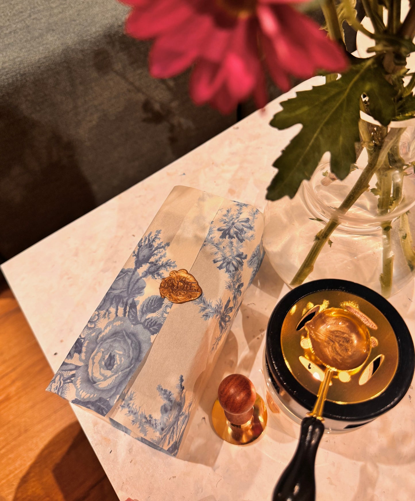 Pocket Sized Opera Glasses Binoculars with Extendable Handle