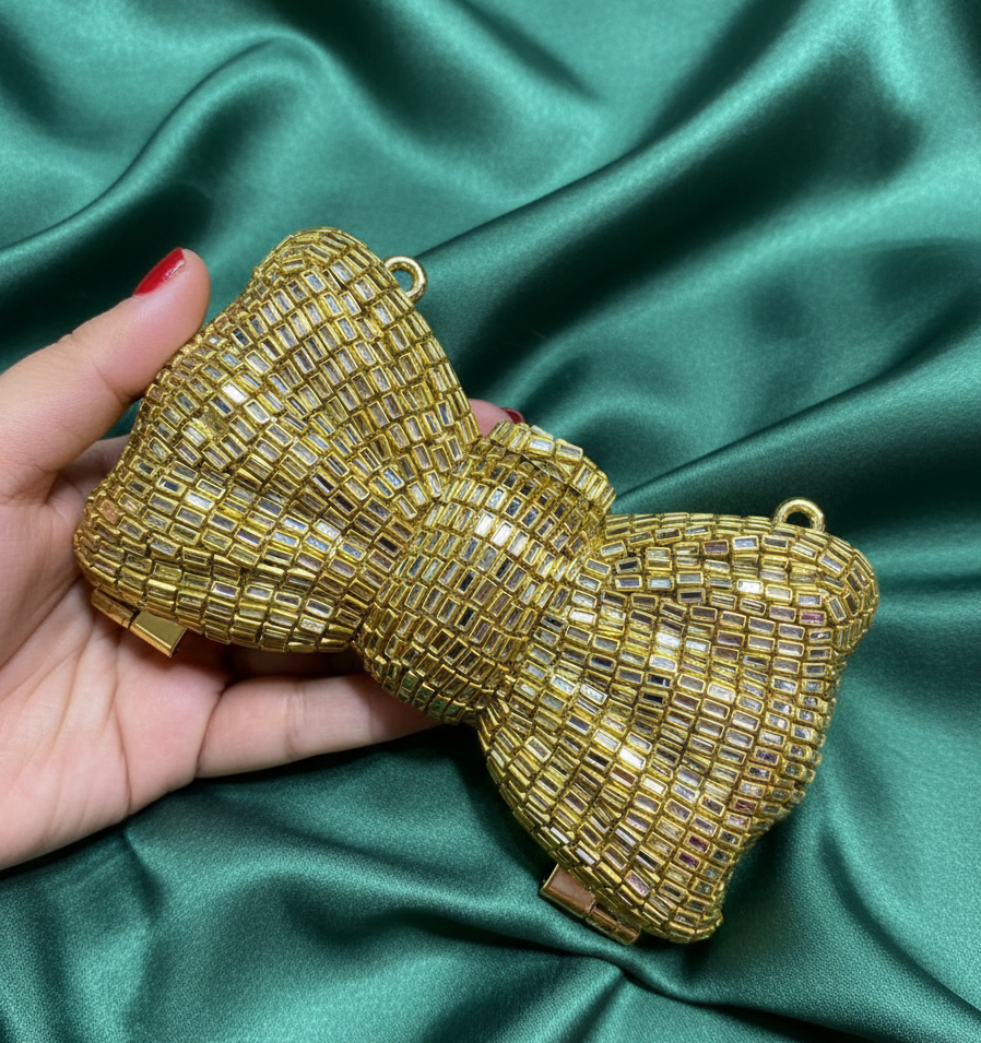 Bow Clutch